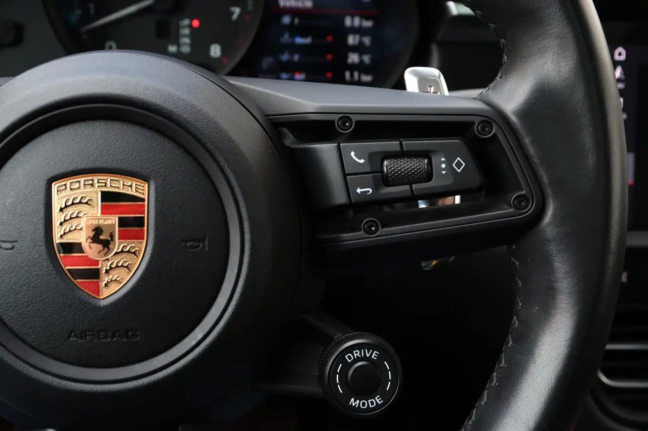 Porsche Macan снимка Porsche Macan