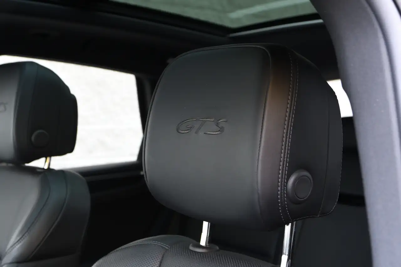 Porsche Macan снимка Porsche Macan