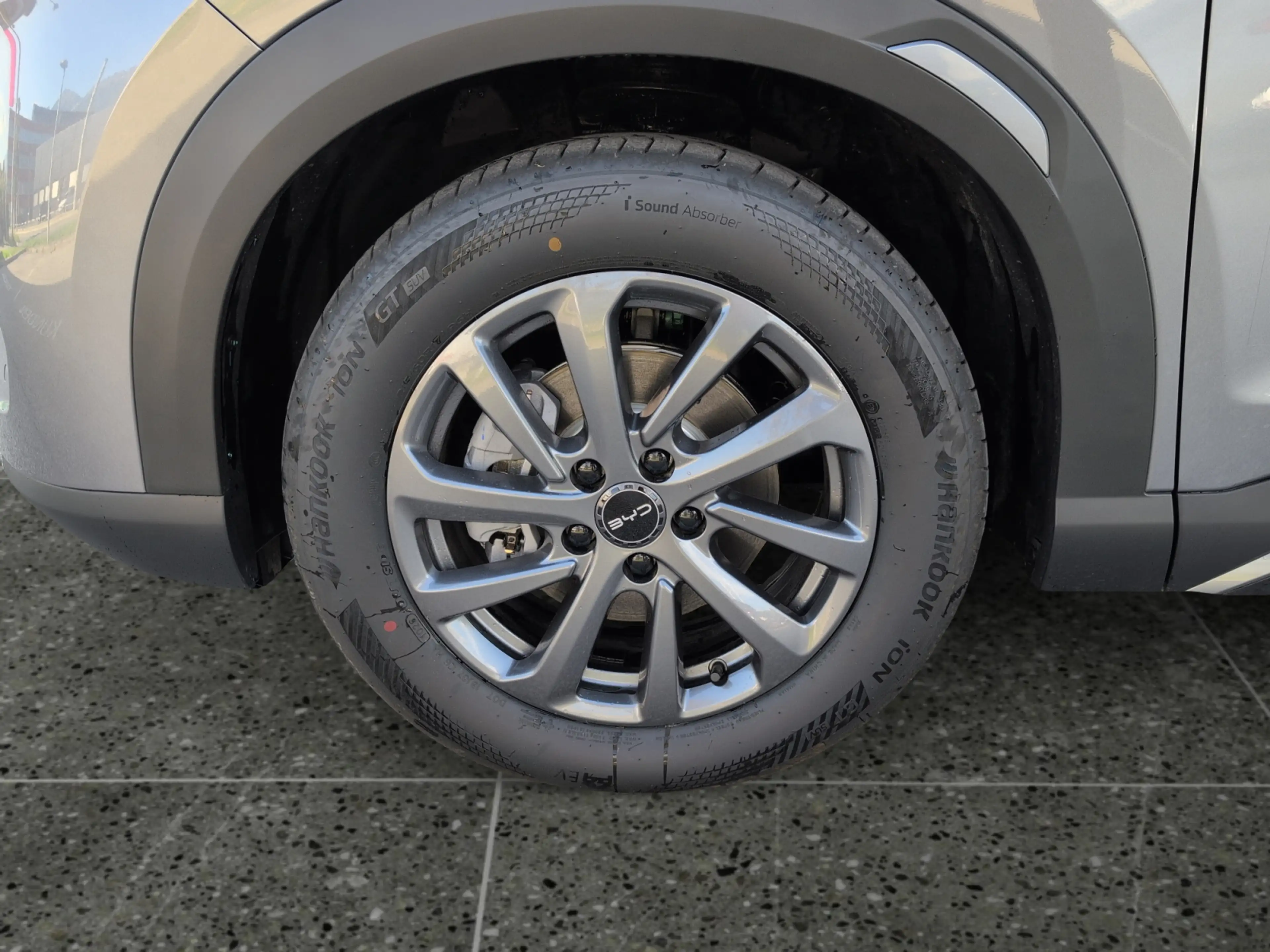 BYD Atto 2 ATTO 2 DM-i Boost    *Plug-In Hybrid* — photo 12