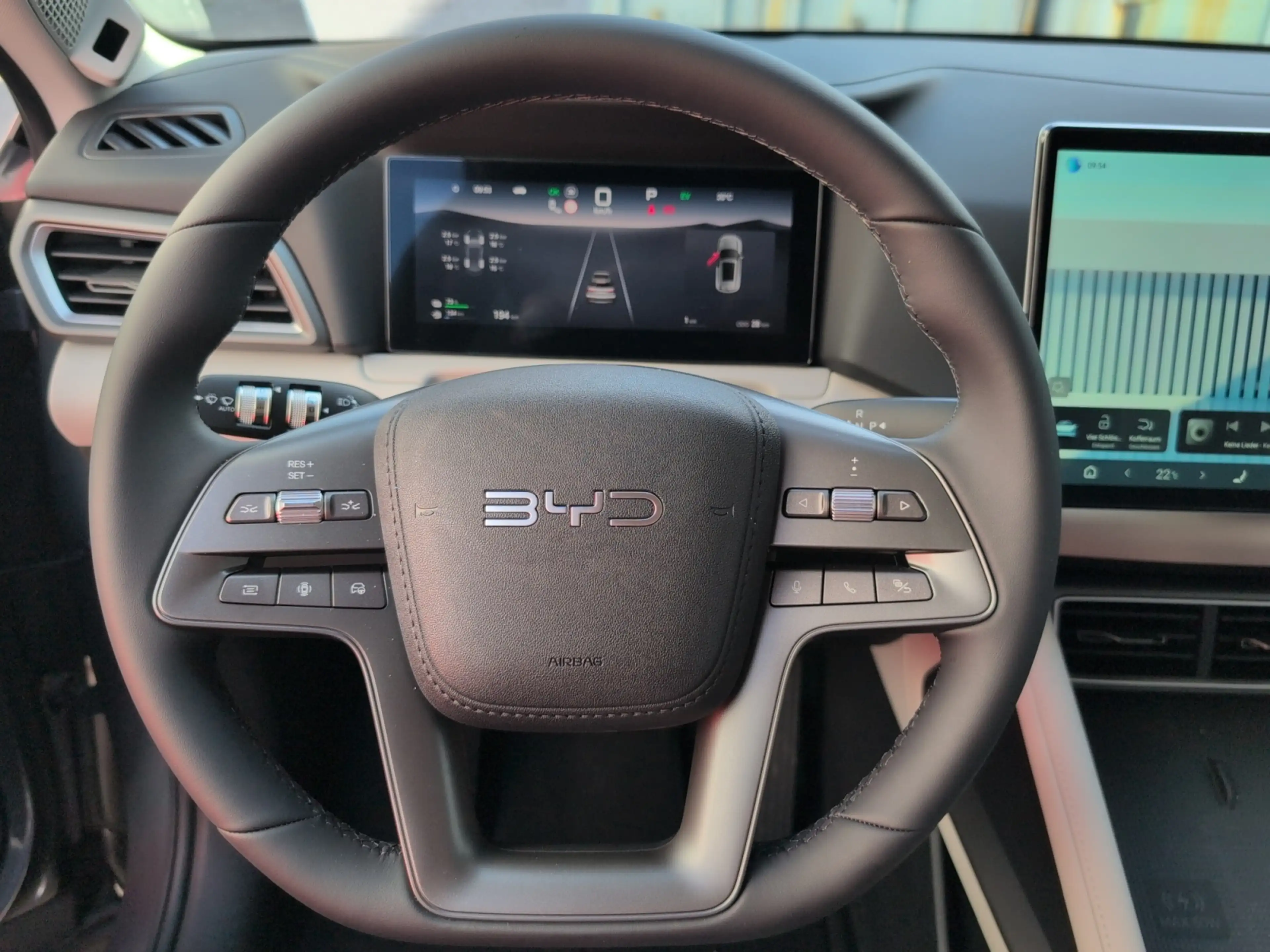 BYD Atto 2 ATTO 2 DM-i Boost    *Plug-In Hybrid* — photo 10