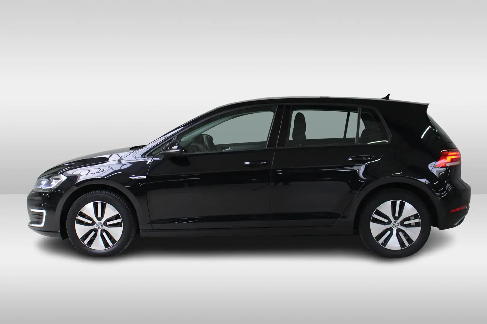Volkswagen e-Golf E-DITION Navigatie | Warmtepomp | Adaptieve Cruise Schwarz - 2