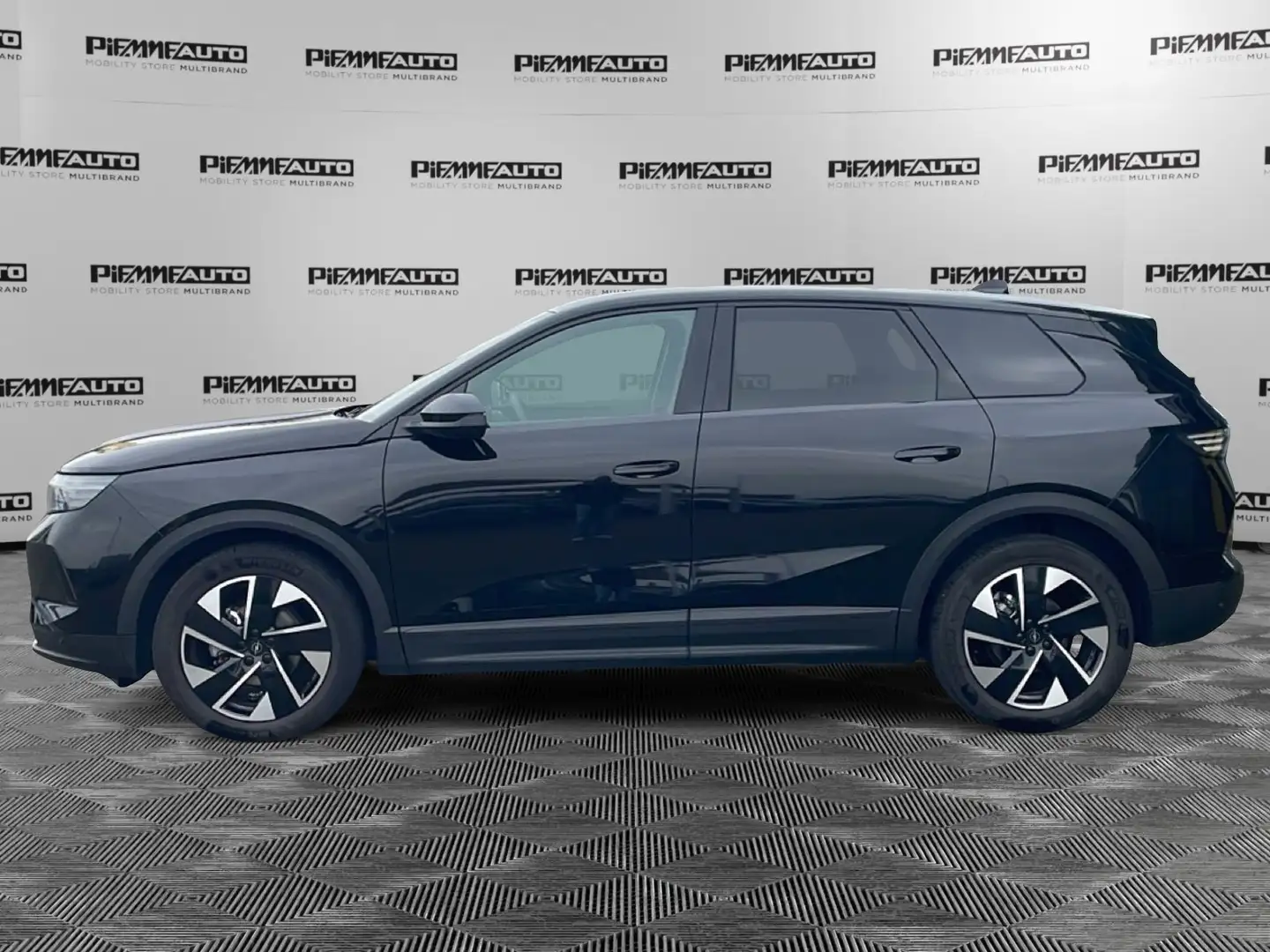 Opel Grandland Grandland 1.2 Hybrid 136 CV EDCT GS Schwarz - 2