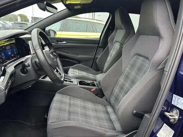 Volkswagen Golf view 11