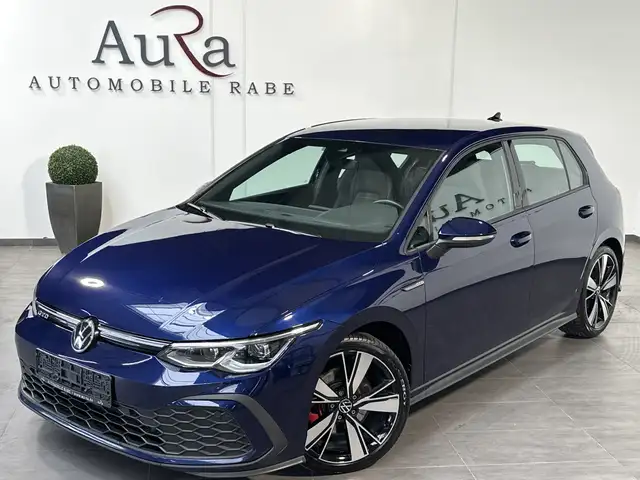 Volkswagen Golf view 2