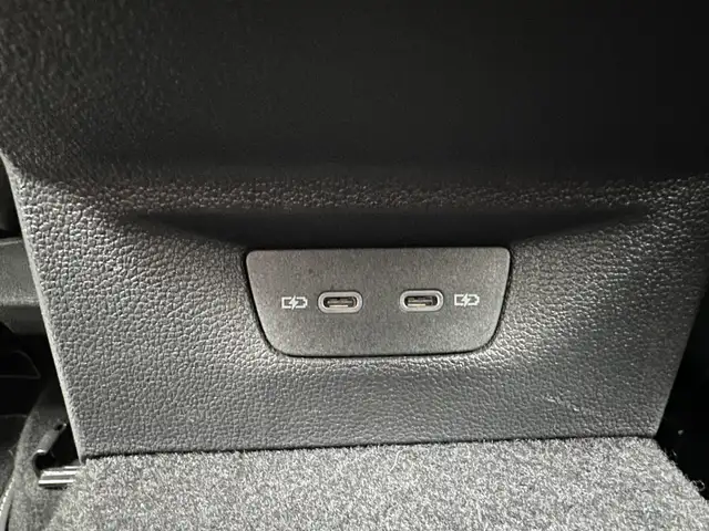 Volkswagen Golf view 14