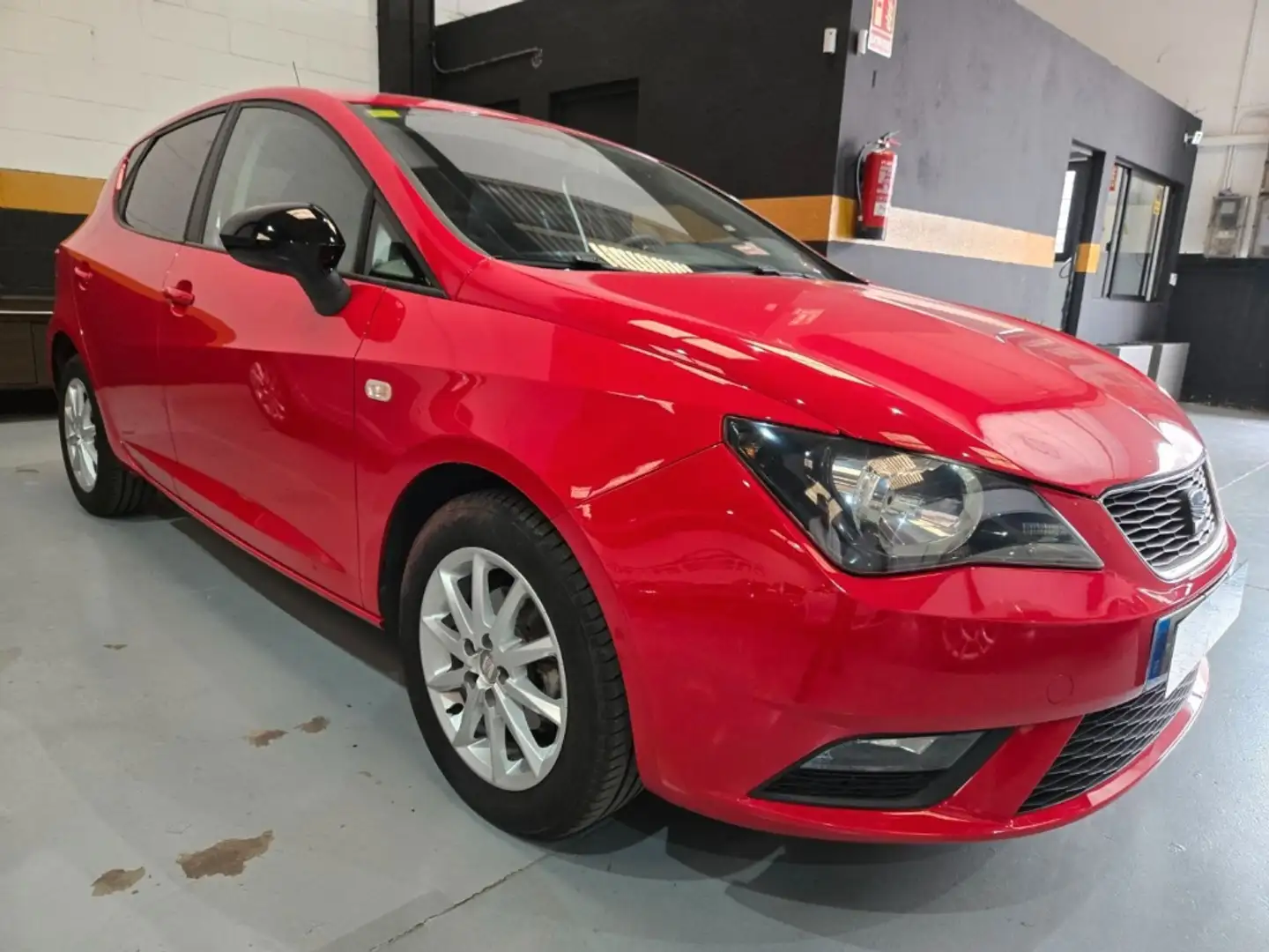 SEAT Ibiza 1.2 Tsi Reference 85 Rot - 2