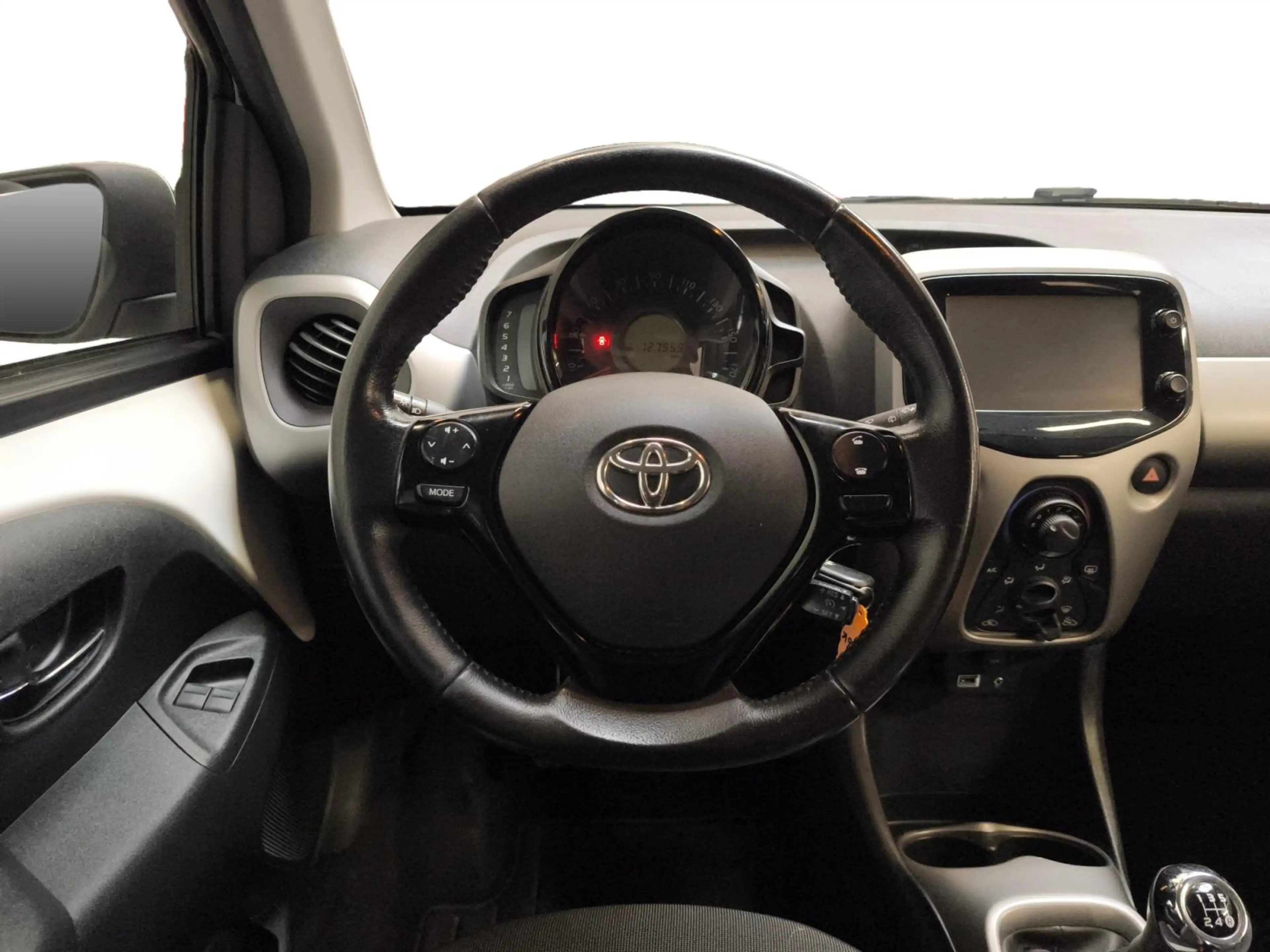 Toyota Aygo 1.0 VVT-i x-play Navi| Airco| Camera — photo 13