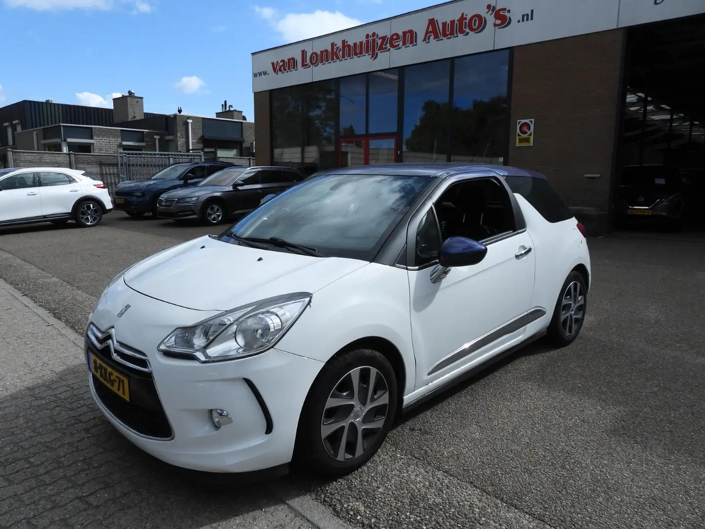 Citroen DS3 1.2 VTi So Chic NAVI/CLIMA/CRUISE/PDC! Blanc - 1