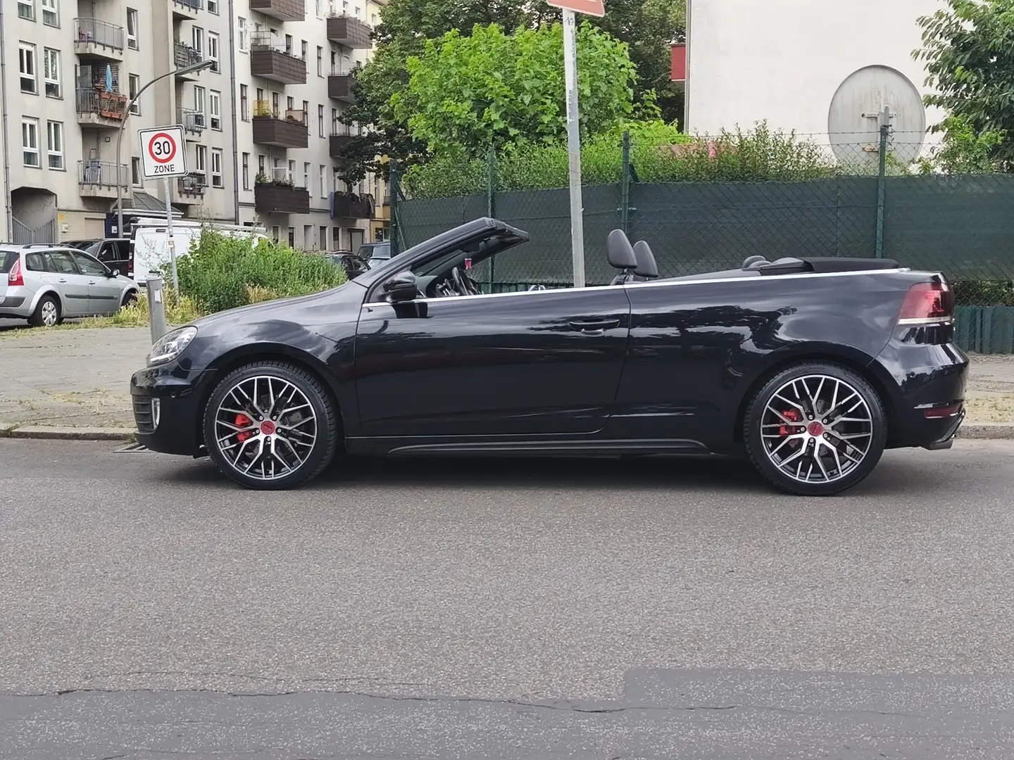 Volkswagen Golf Cabriolet Golf 6 Cabrio GTI Top in schwarz - 2