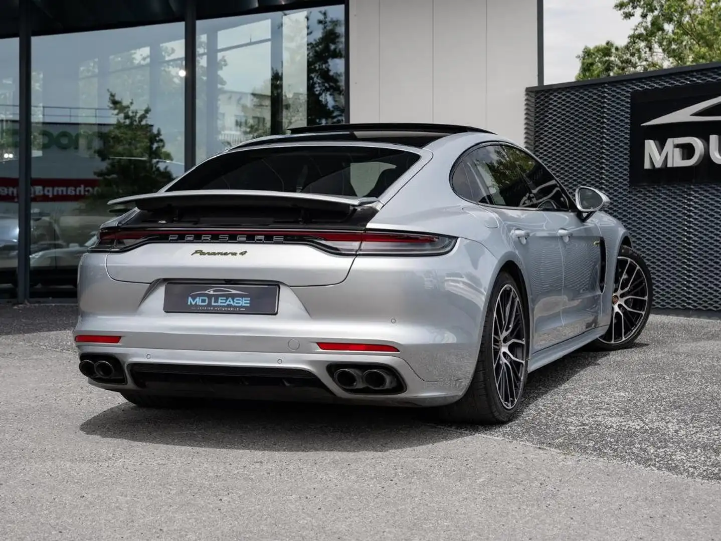 Porsche Panamera 2.9 V6 462 E-HYBRID 4 Šedá - 2