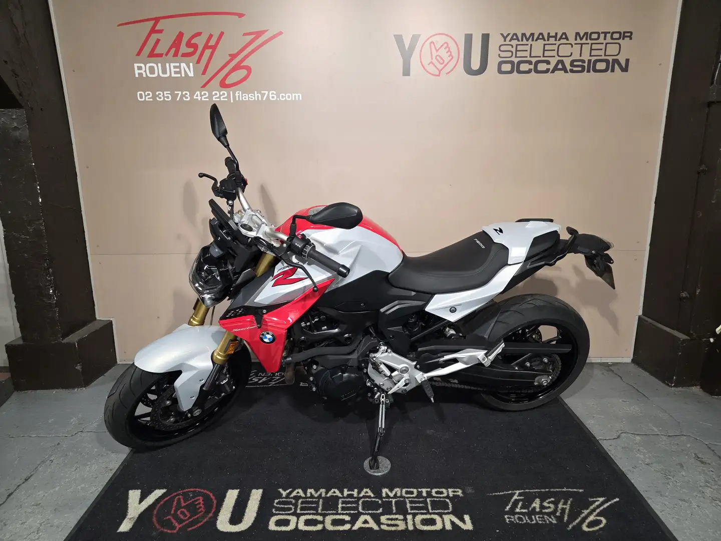 BMW F 900 R Blanc - 2