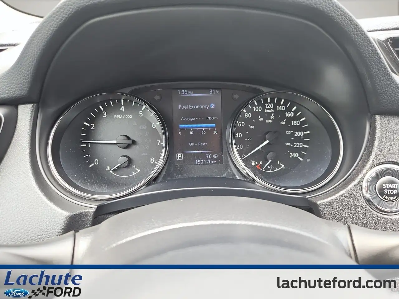 Nissan Qashqai снимка Nissan Qashqai