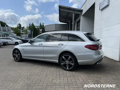 Annonce voiture d'occasion Mercedes-Benz C 300 - CARADIZE