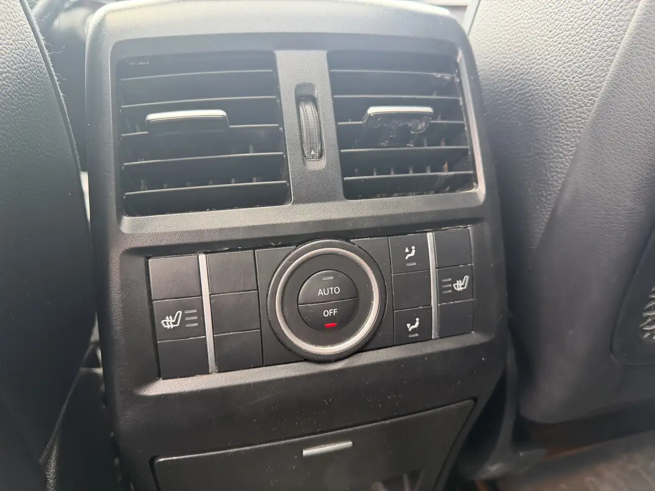 Mercedes-Benz GLS снимка Mercedes-Benz GLS