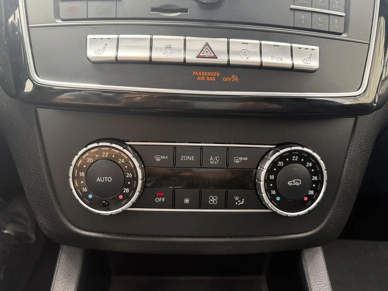 Mercedes-Benz GLS снимка Mercedes-Benz GLS