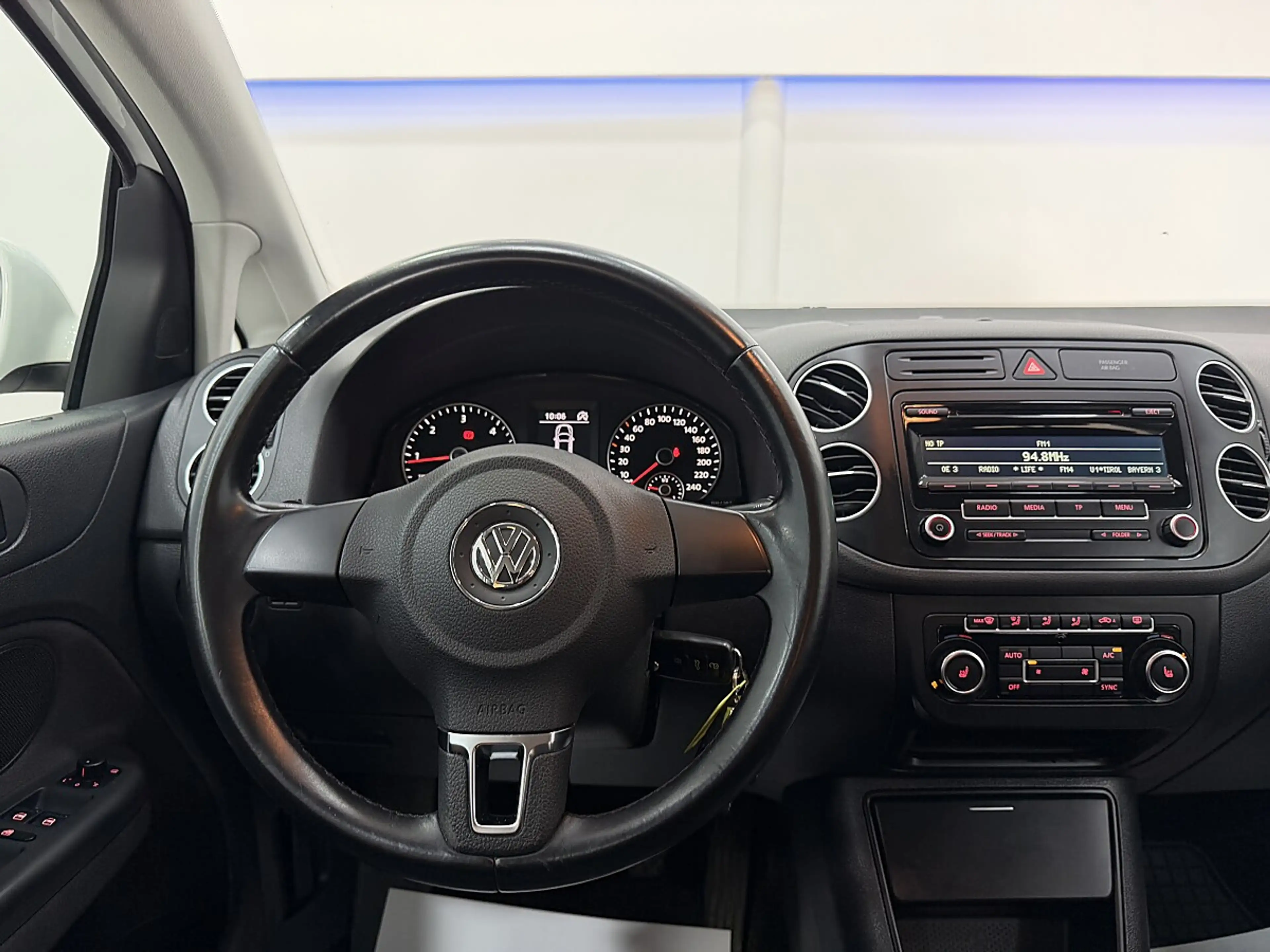 Volkswagen Golf Plus Rabbit 2012 BMT 1,6 TDI ERSTBESITZ, WENIG KM — photo 14