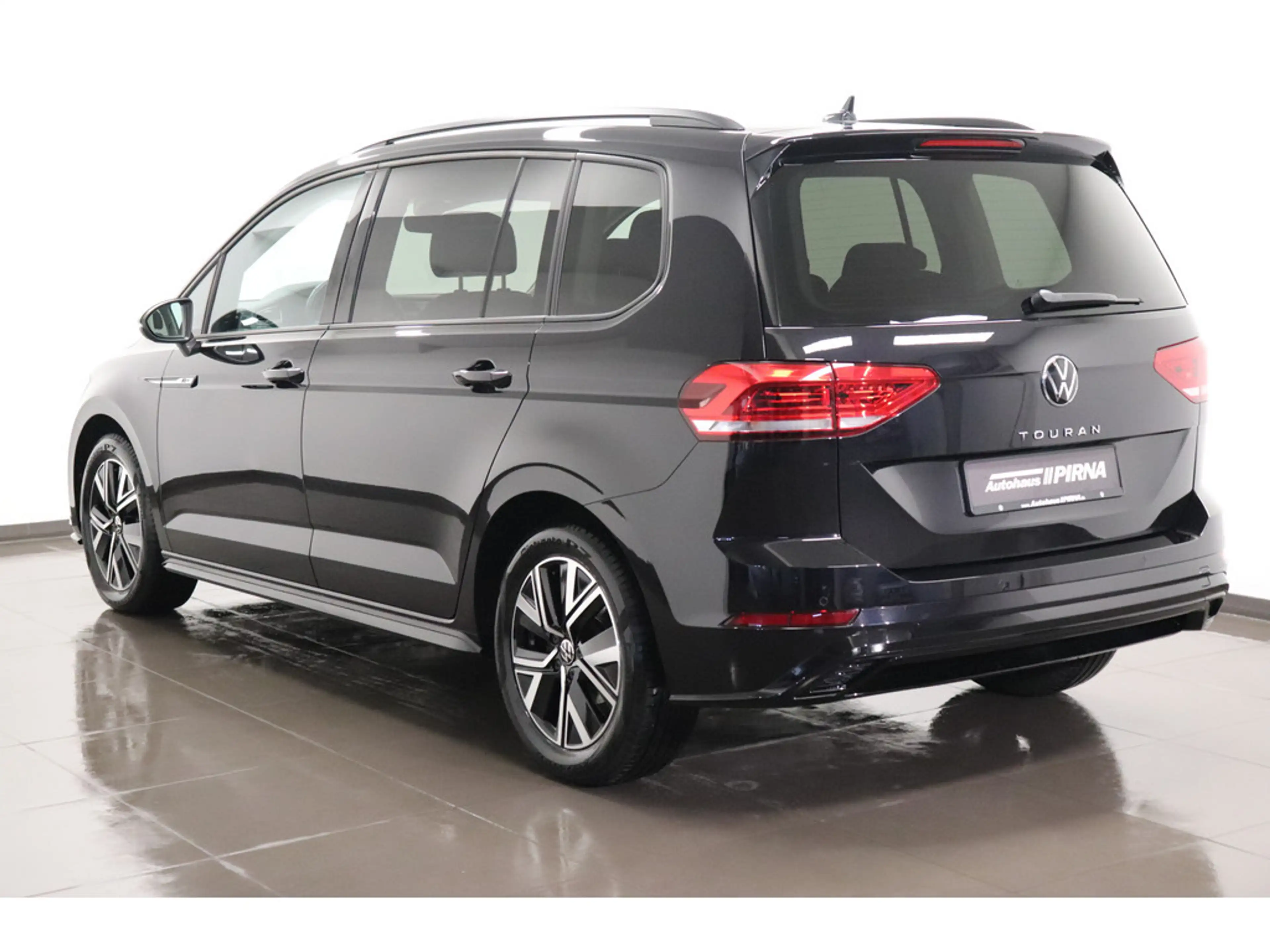Volkswagen Touran 1.5 TSI Highline #R-Line Ext. #Panorama — photo 6