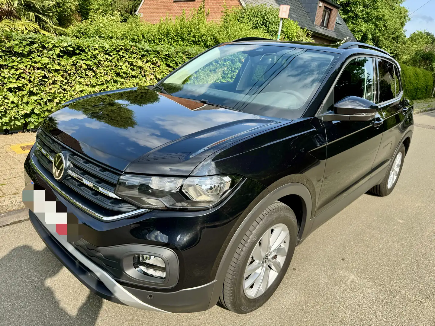 Volkswagen T-Cross 1.0 TSI Active OPF DSG Zwart - 1