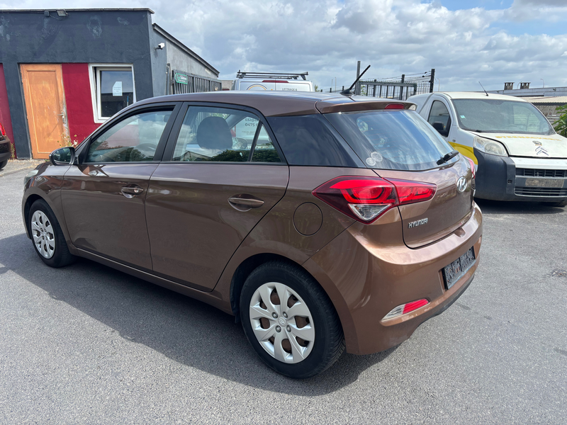 Hyundai i20 i20 1.2i prête à immatriculer ! — photo 5