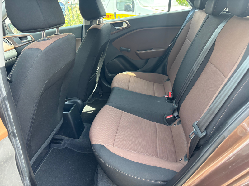 Hyundai i20 i20 1.2i prête à immatriculer ! — photo 8