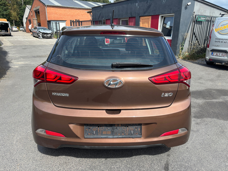 Hyundai i20 i20 1.2i prête à immatriculer ! — photo 4