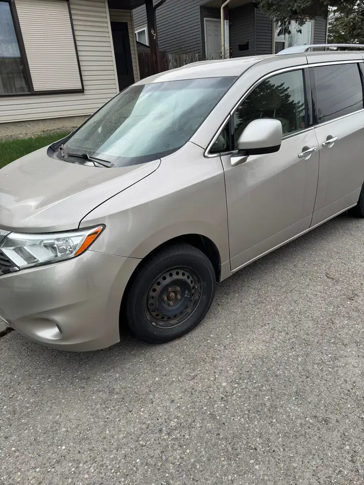 2012 Nissan Quest