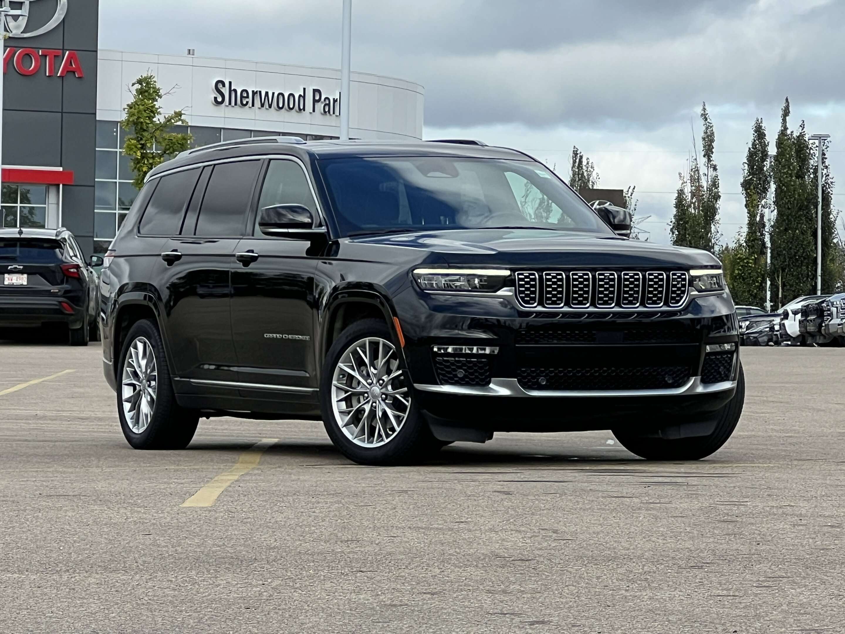 2023 Jeep Grand Cherokee Summit — снимка 1