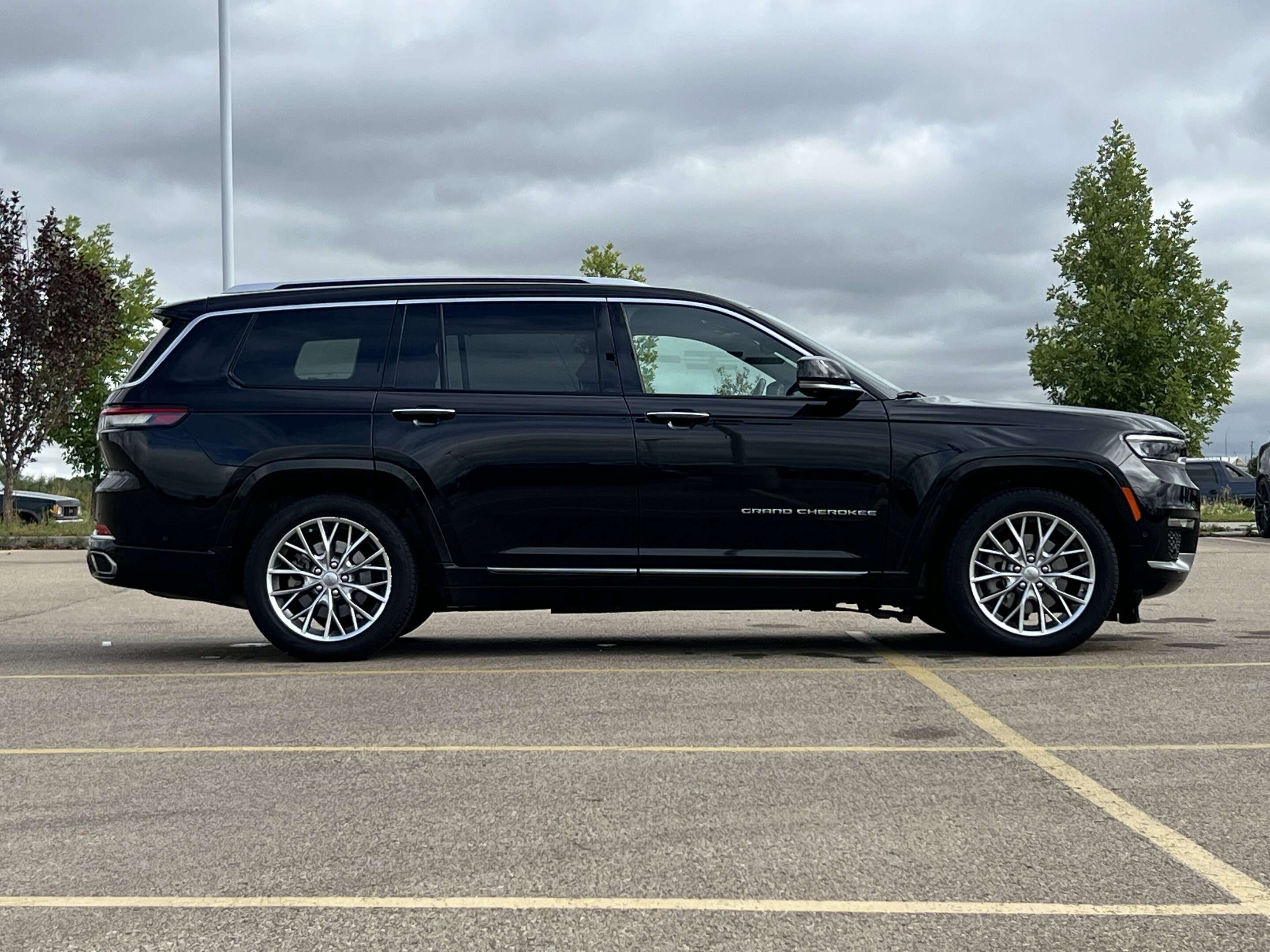 2023 Jeep Grand Cherokee Summit — снимка 1