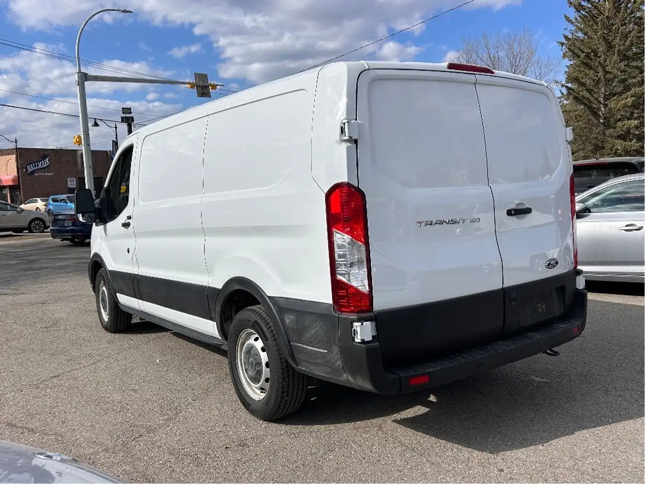 Ford Transit Cargo Van снимка Ford Transit Cargo Van