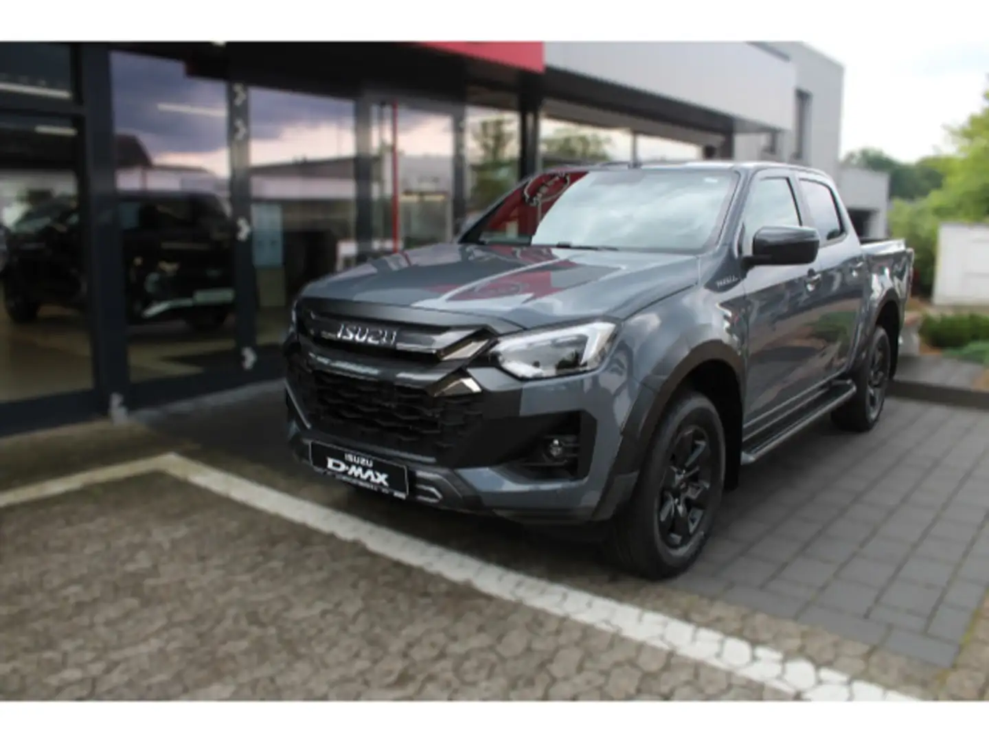 Isuzu D-Max 4x4 Double Cab V-CROSS Automatik Gris - 2