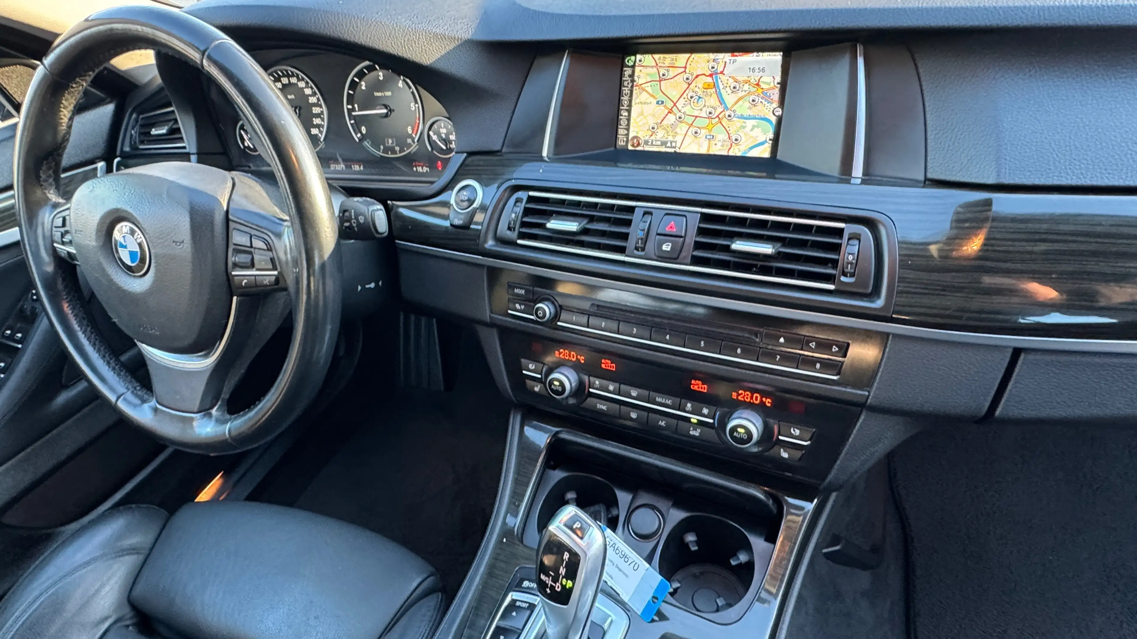 BMW 525 525 d NAVI XENON LEDER KLIMA 2-HAND — photo 13