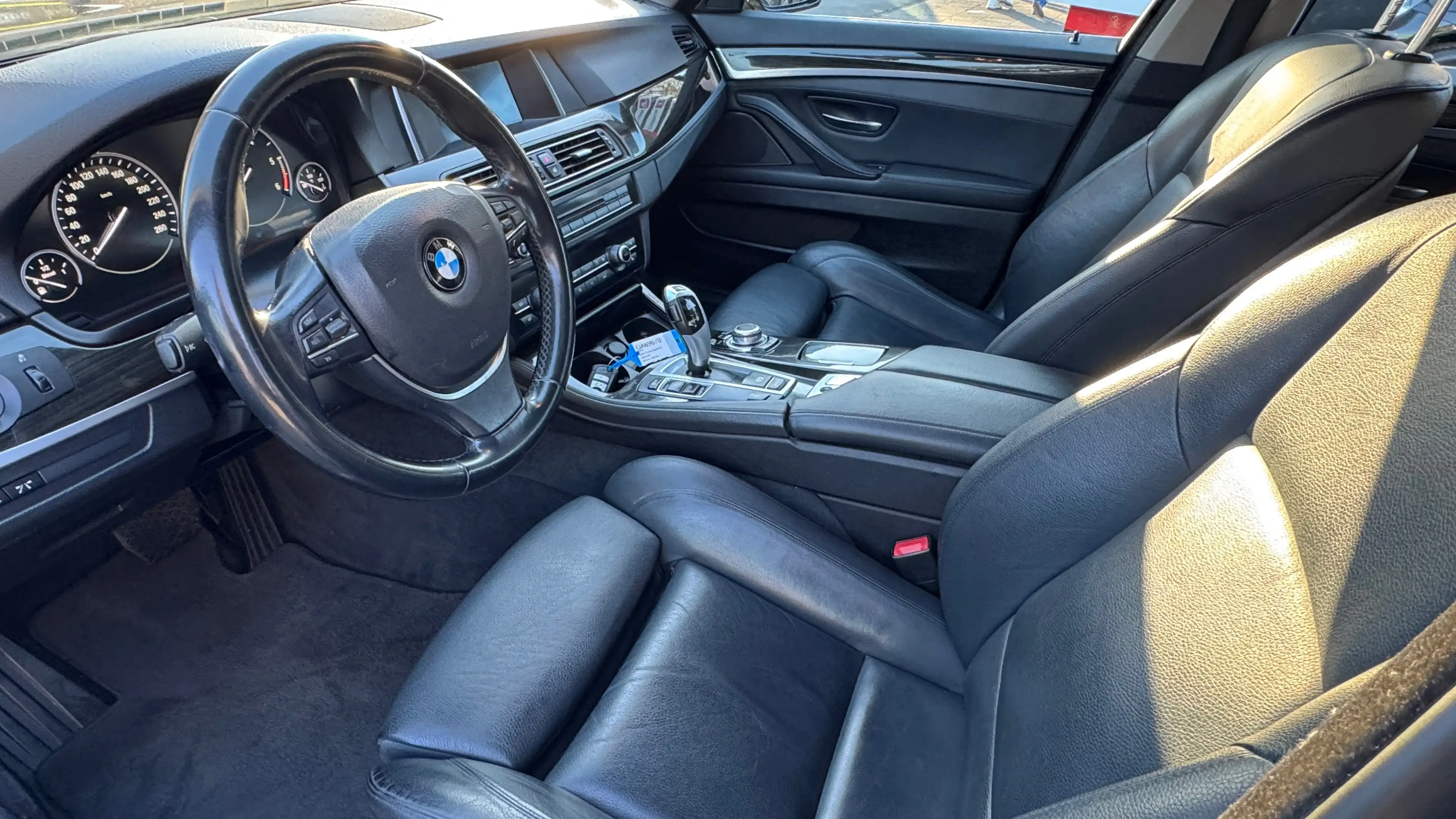 BMW 525 525 d NAVI XENON LEDER KLIMA 2-HAND — photo 7