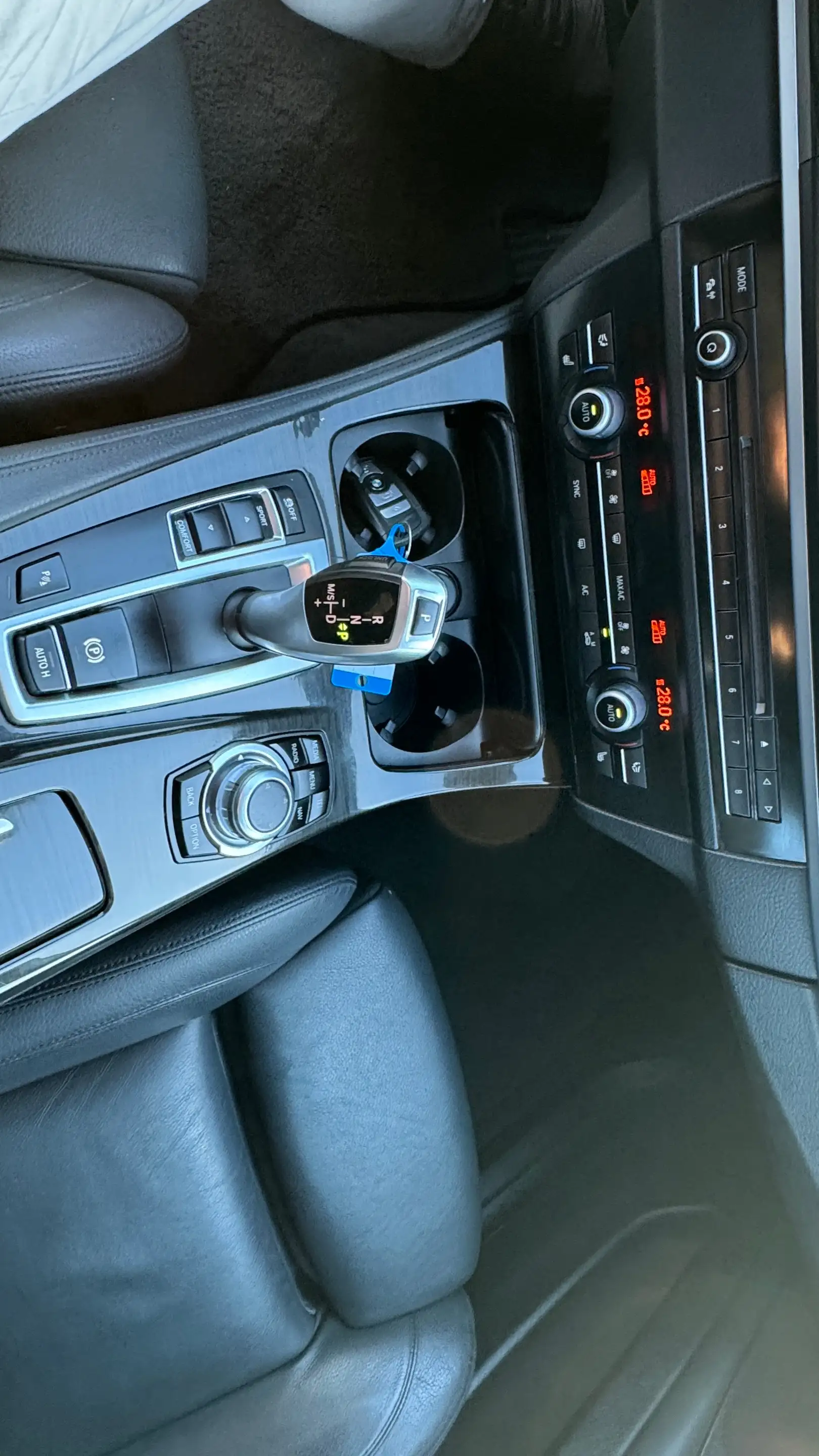 BMW 525 525 d NAVI XENON LEDER KLIMA 2-HAND — photo 10