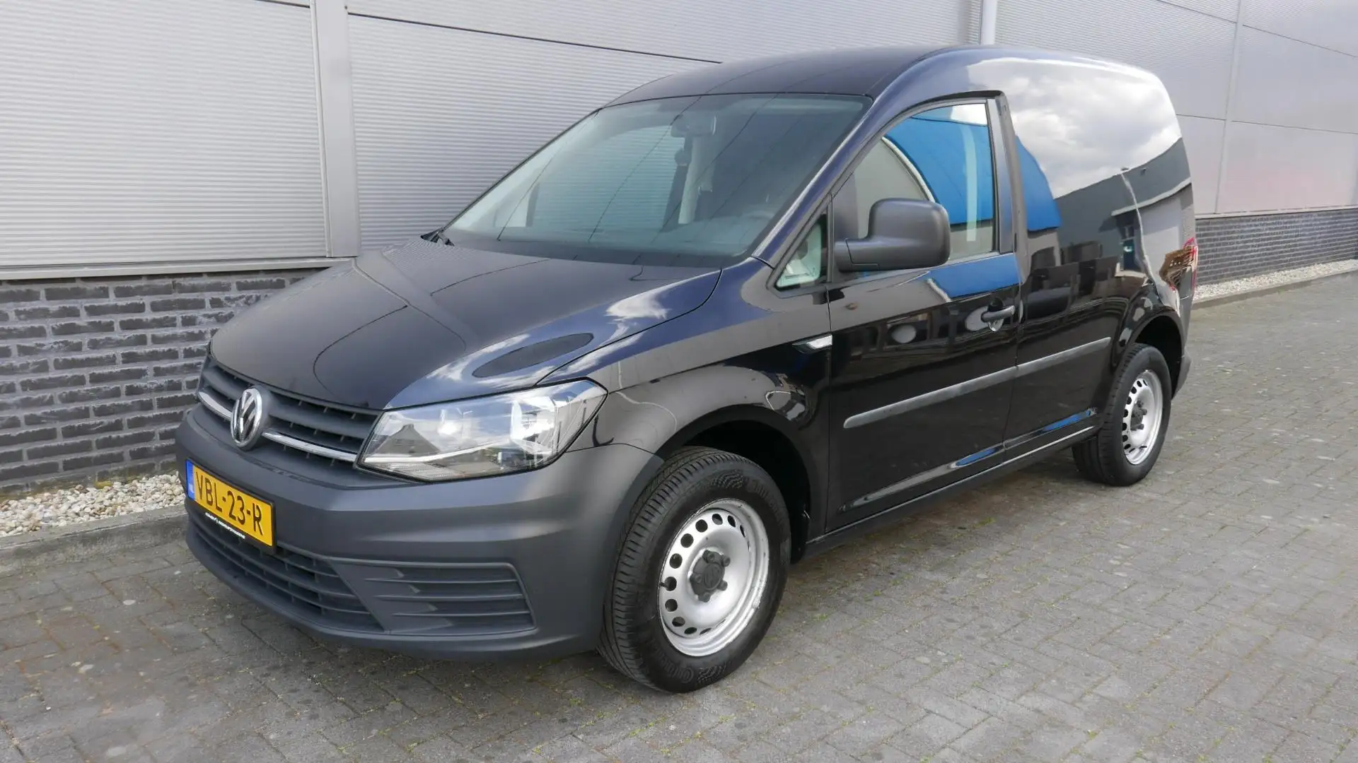 Volkswagen Caddy 2.0 TDI L1H1 BMT Economy Business AIRCO,SCHUIFDEUR Negro - 2