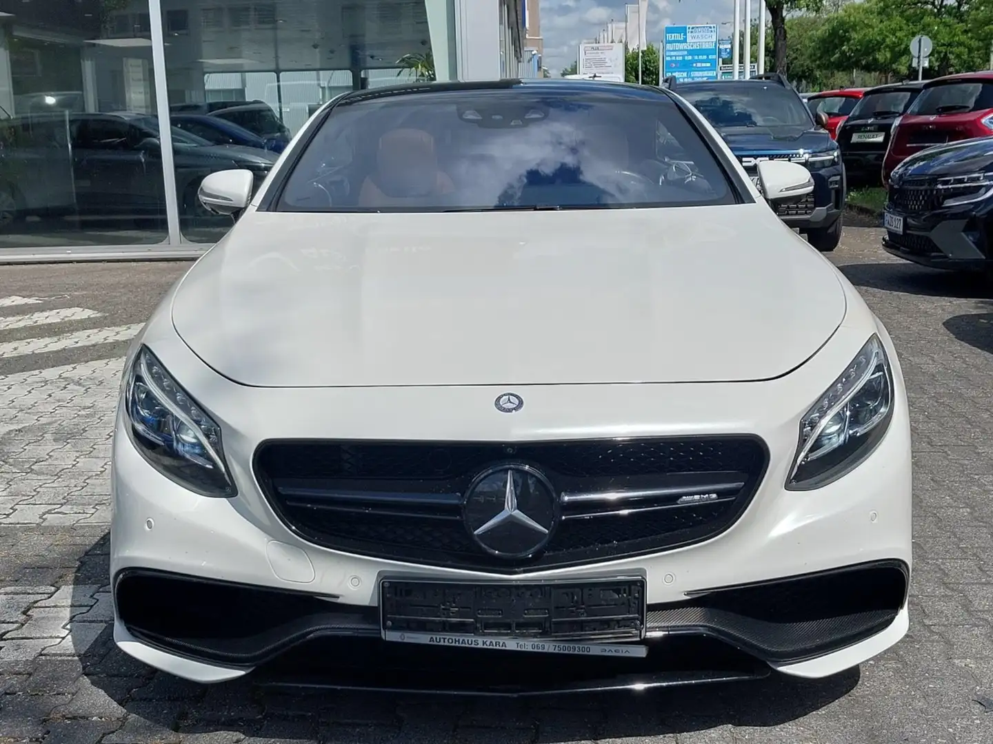 Mercedes-Benz S 63 AMG Coupe 4Matic HEADUP*LED*BURM*360*PANO Bílá - 2