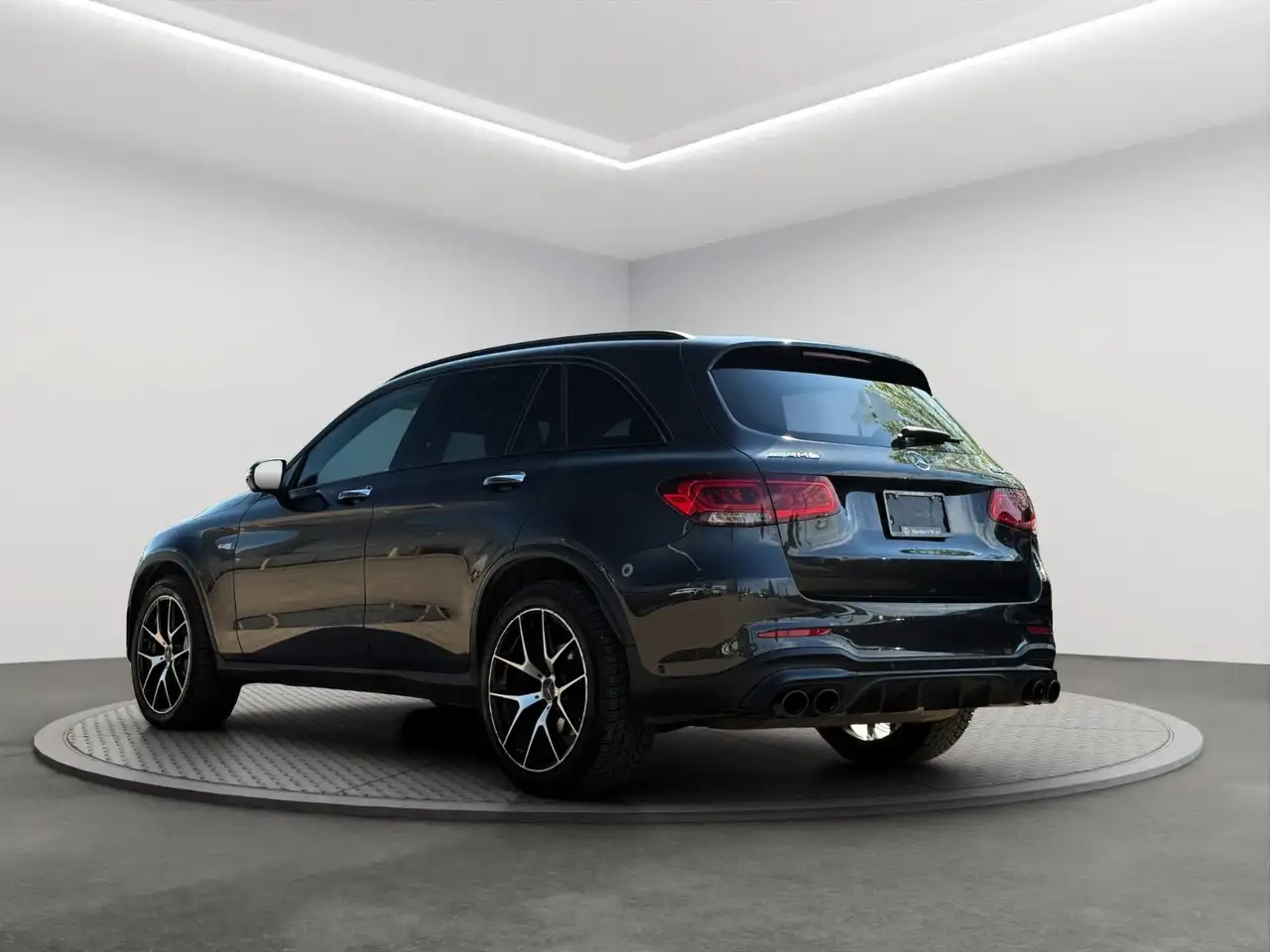 Mercedes-Benz GLC снимка Mercedes-Benz GLC