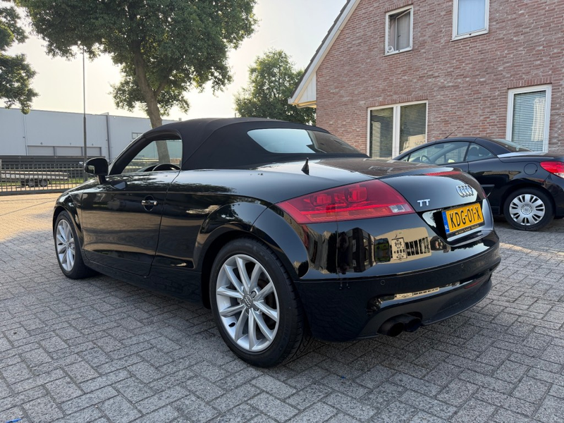 Audi TT - — photo 9