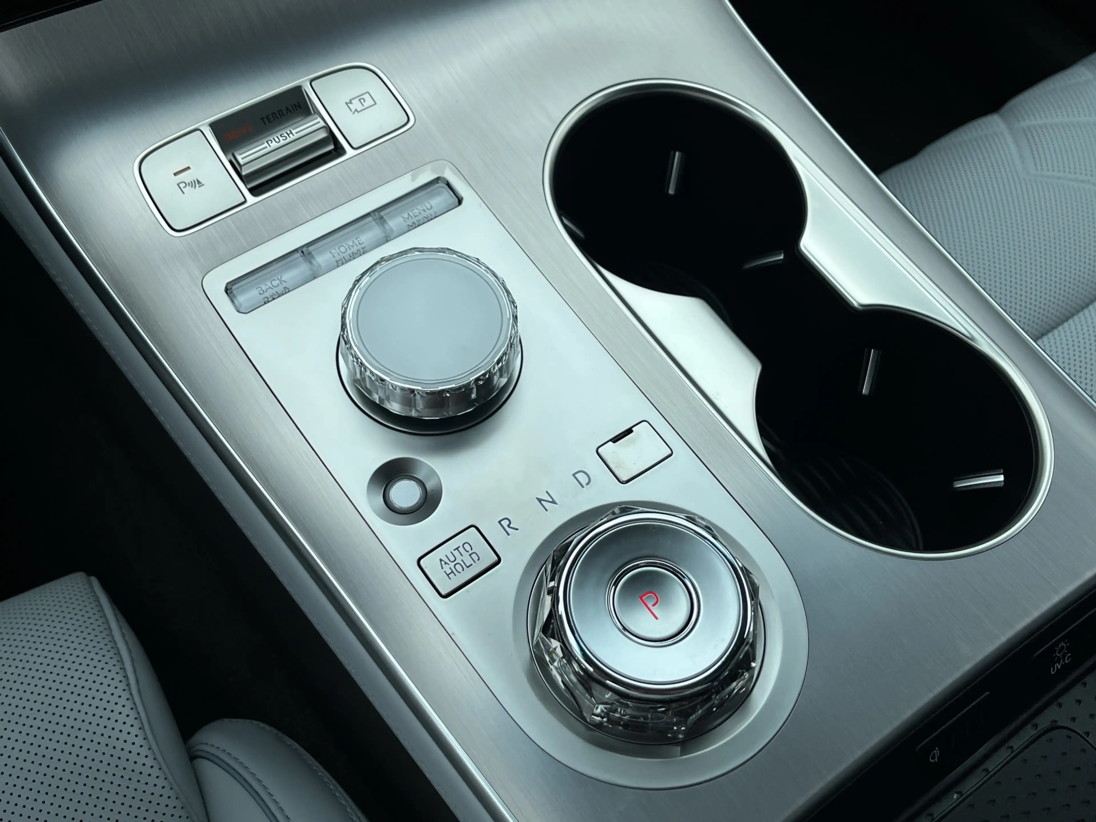 Genesis GV70 84 kWh 490pk Performance AWD Premium | 10.150,- DE — photo 34