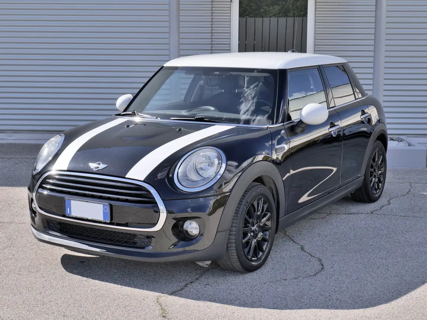 MINI Cooper D 1.5 Business XL 5p aut. Nero - 1