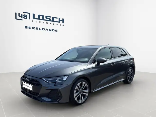 Audi A3 view 4