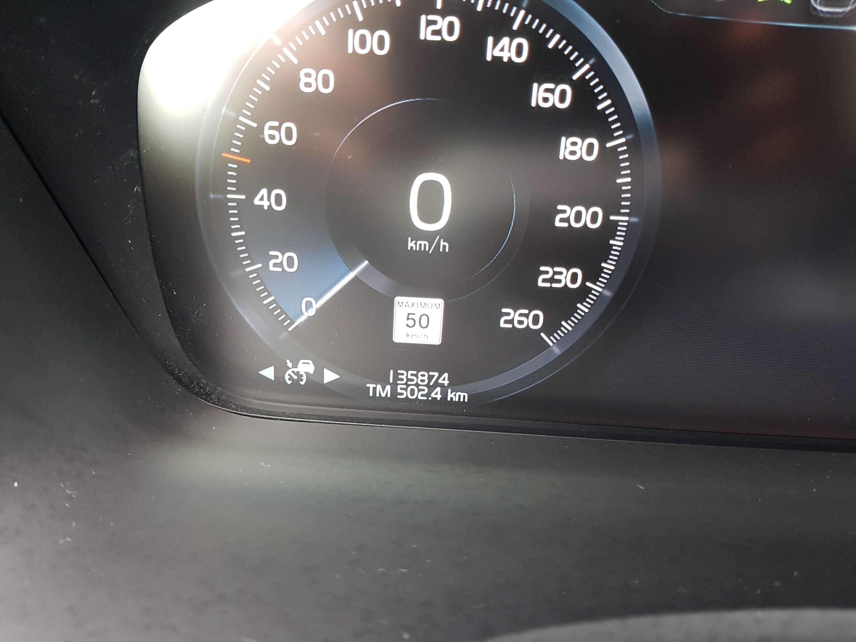 2018 Volvo XC90 T6 AWD R-Design thumb 47