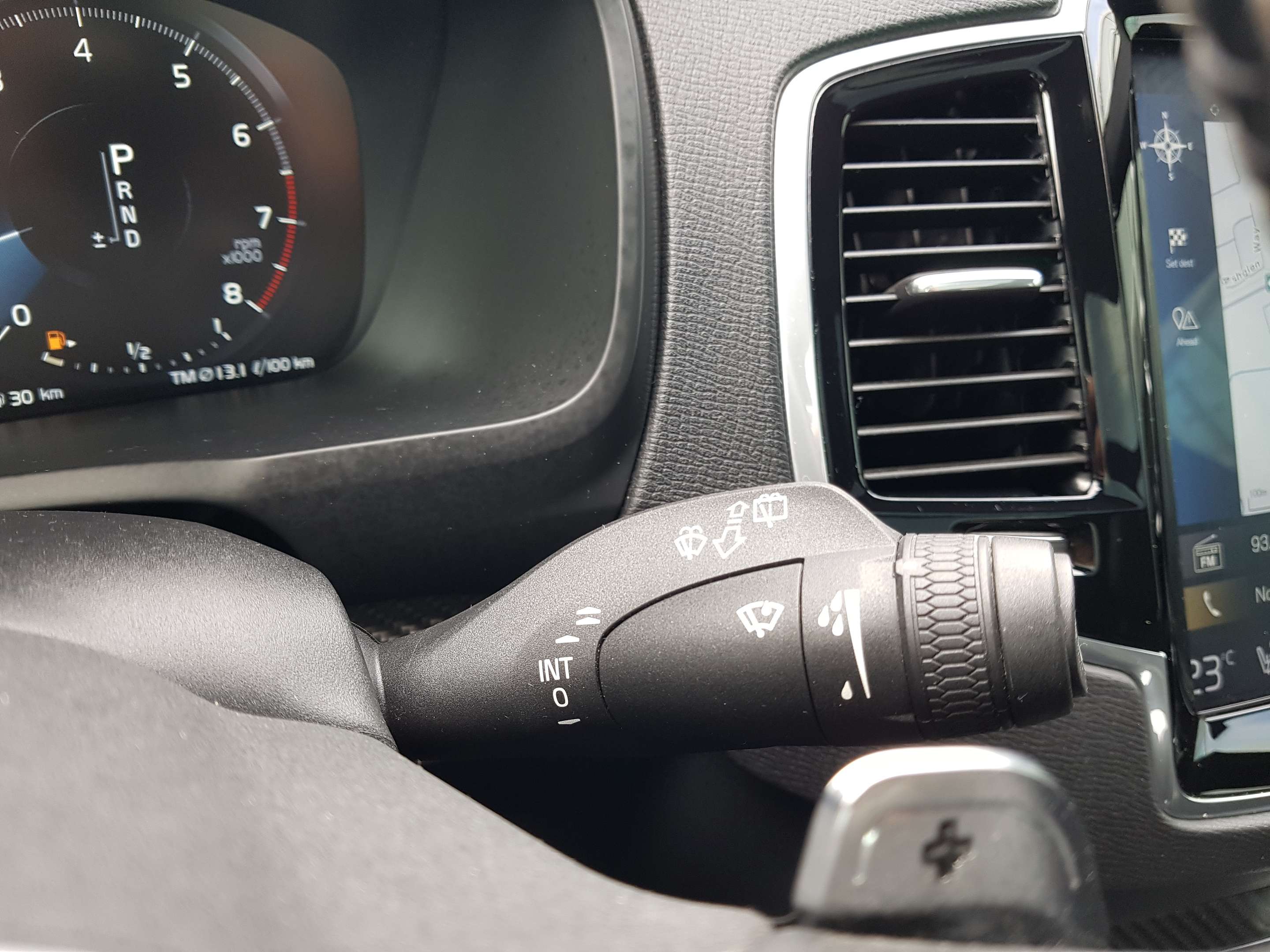2018 Volvo XC90 T6 AWD R-Design thumb 49