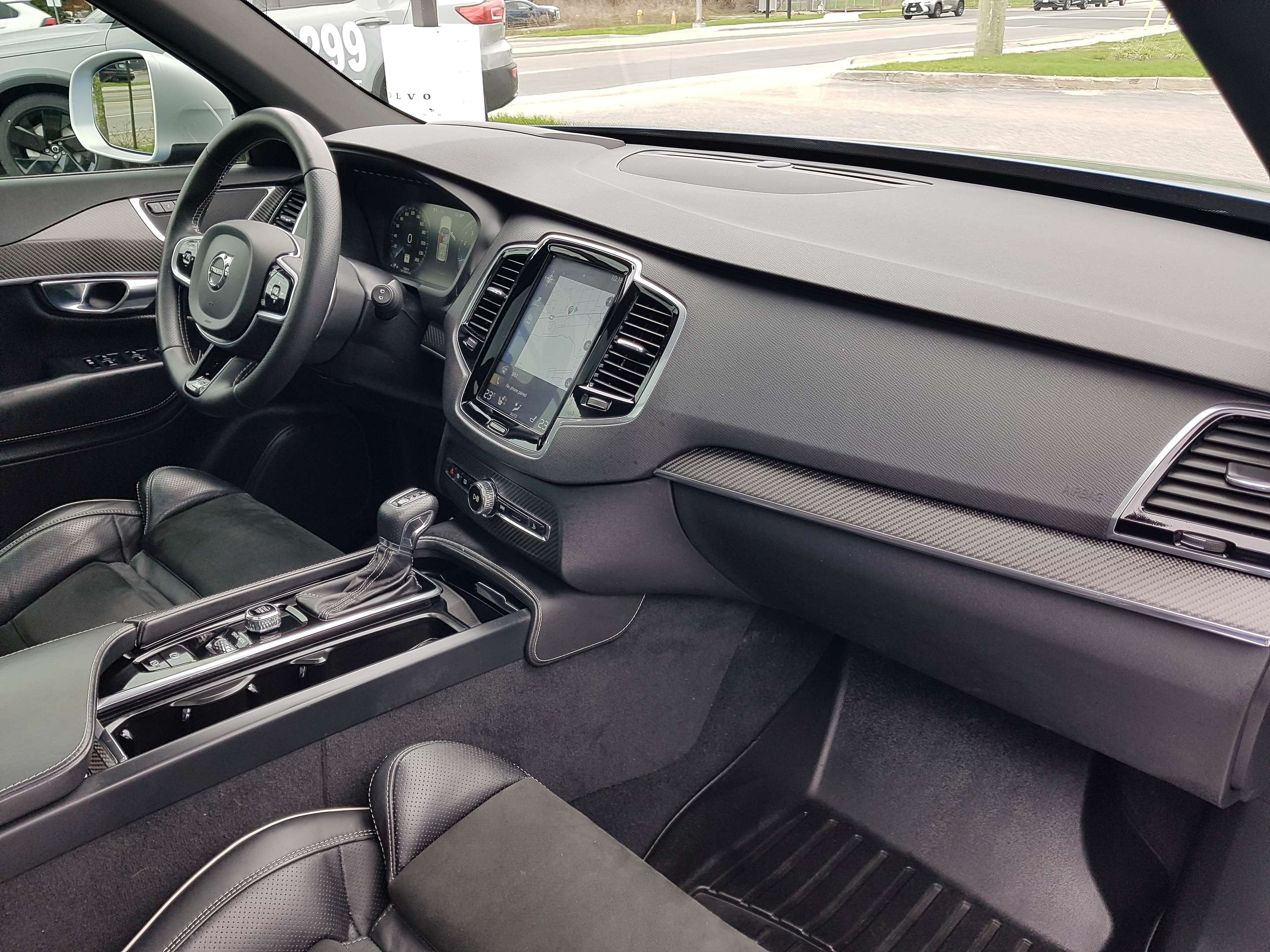 2018 Volvo XC90 T6 AWD R-Design thumb 21
