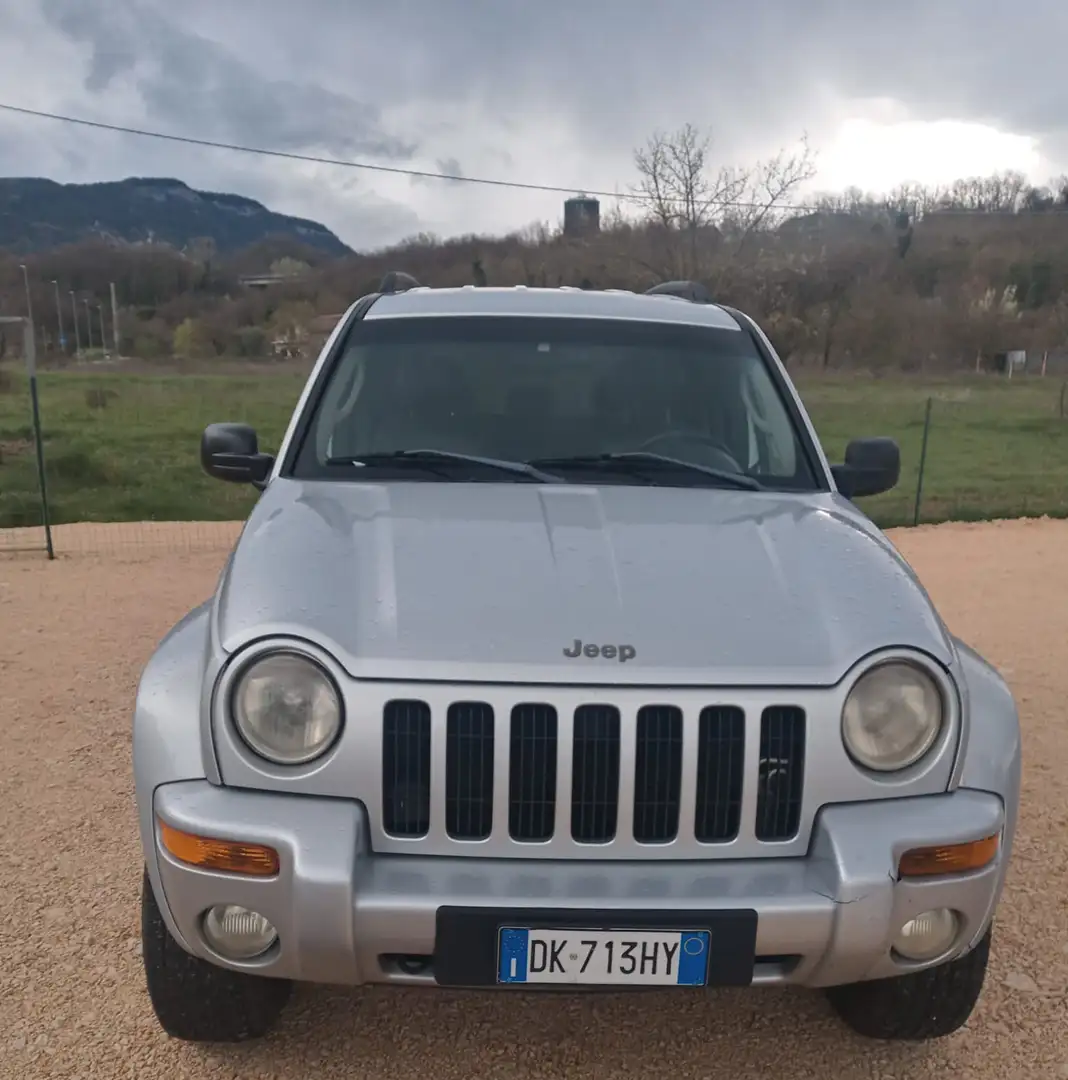 Jeep Grand Cherokee 2.5 crd - 1