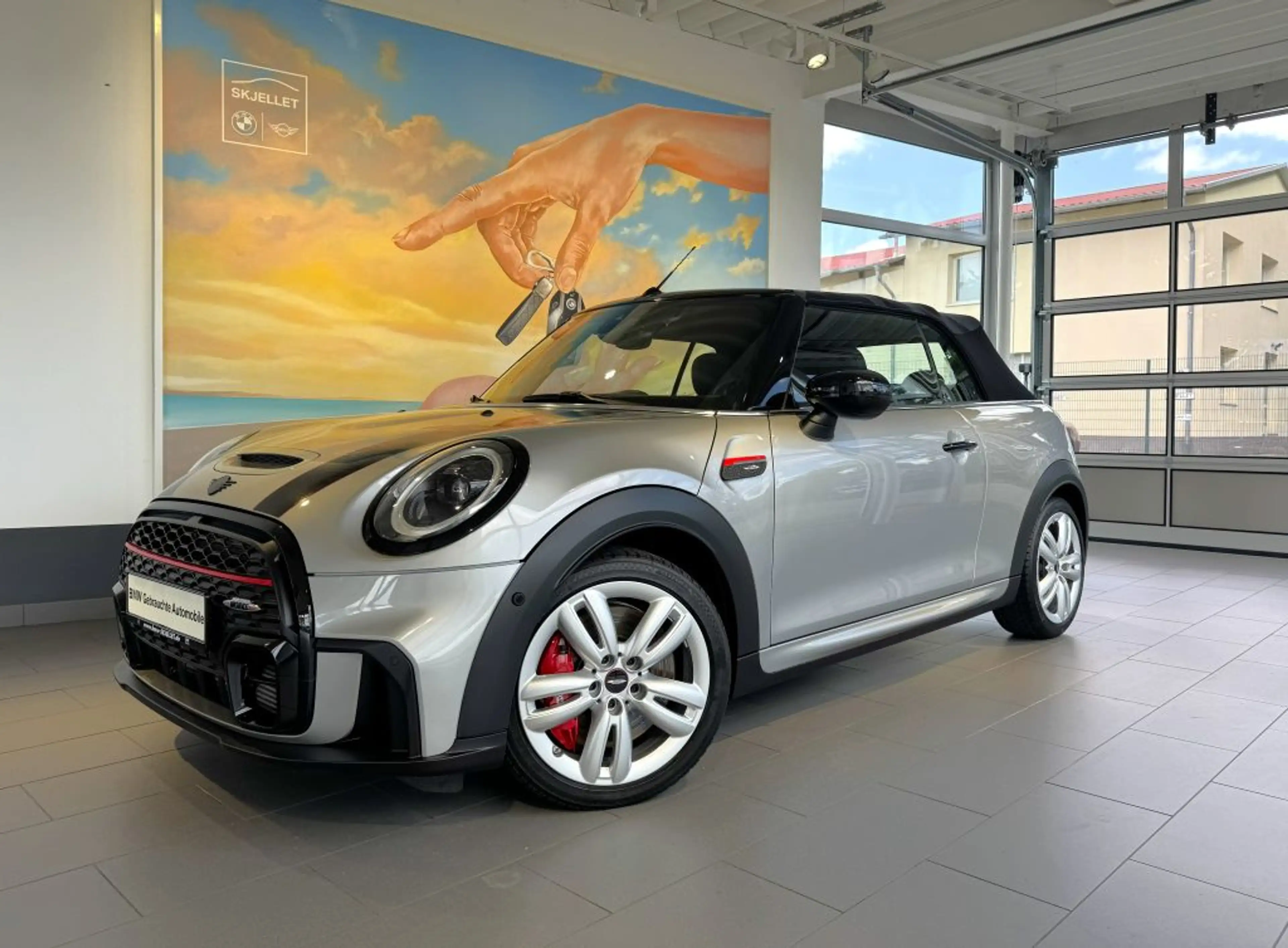 MINI John Cooper Works Cabrio HUD+KAM+ACC+HARM+KOMF+Lkrd.Hz+Bi-LED+SPUR — photo 2