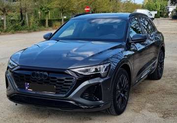 Q8 e-Tron 106 kWh 55 Quattro S line, B&O, Pano dak, Matrix lights, Shadow Look, nieuwe banden
