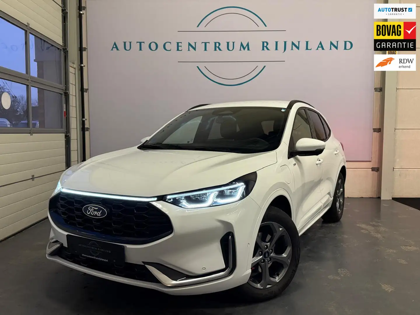 Ford Kuga 2.5 PHEV ST-Line X 2 JAAR BOVAG GARANTIE Wit - 1