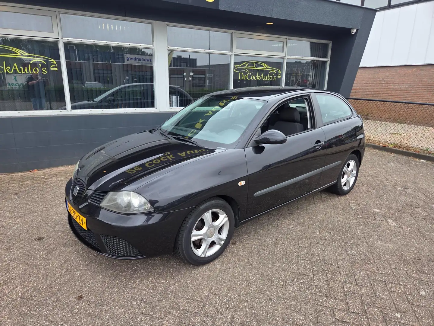 SEAT Ibiza 1.2-12V Trendstyle/TREKHAAK Noir - 2