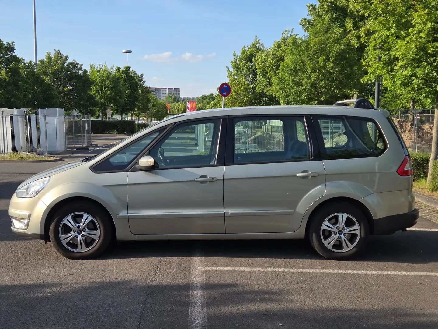Ford Galaxy Galaxy 2.0 Trend TÜV 05/2027 Gris - 2