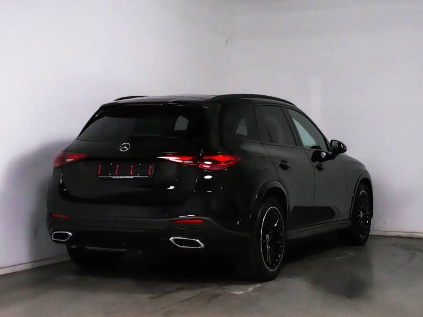Mercedes-Benz GLC 220 d Edition AMG 4M Night Pano Burm AHK 20" Schwarz - 2
